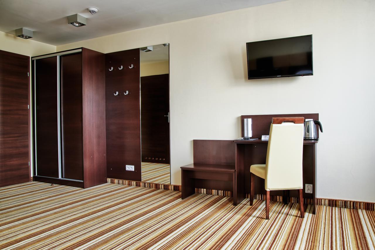 Boutique Hotel'S Kwiska - Legnicka Вроцлав Екстериор снимка